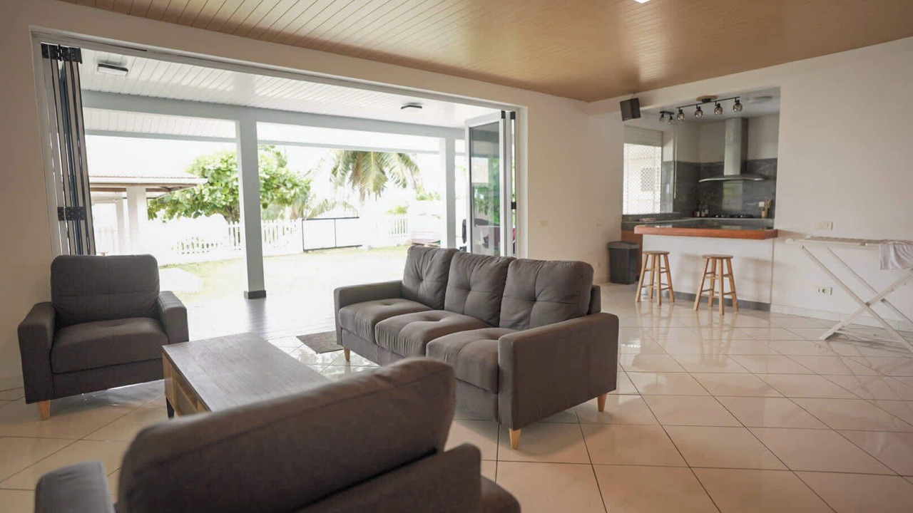 Photo of Livingroom in Temae