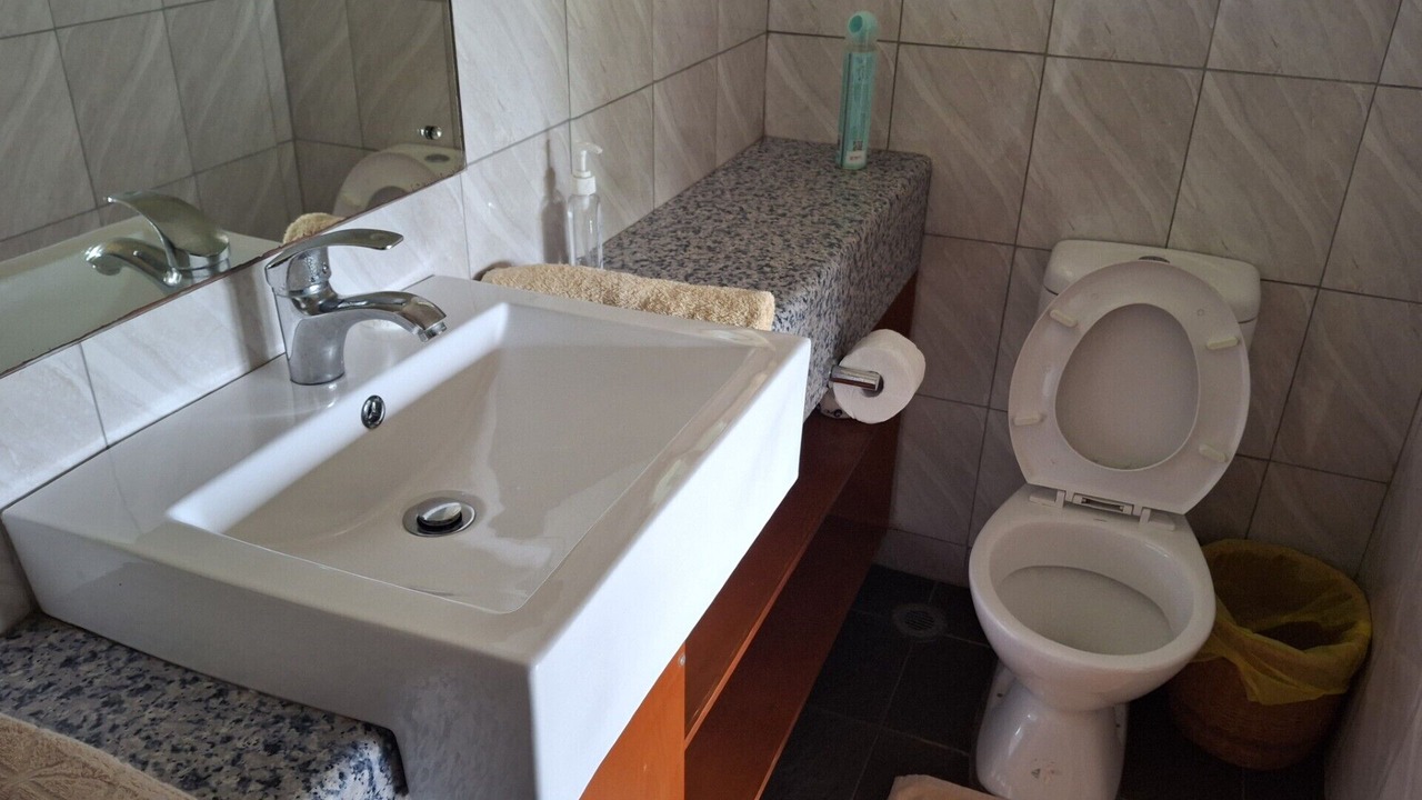 Photo of Bathroom in Raviravi