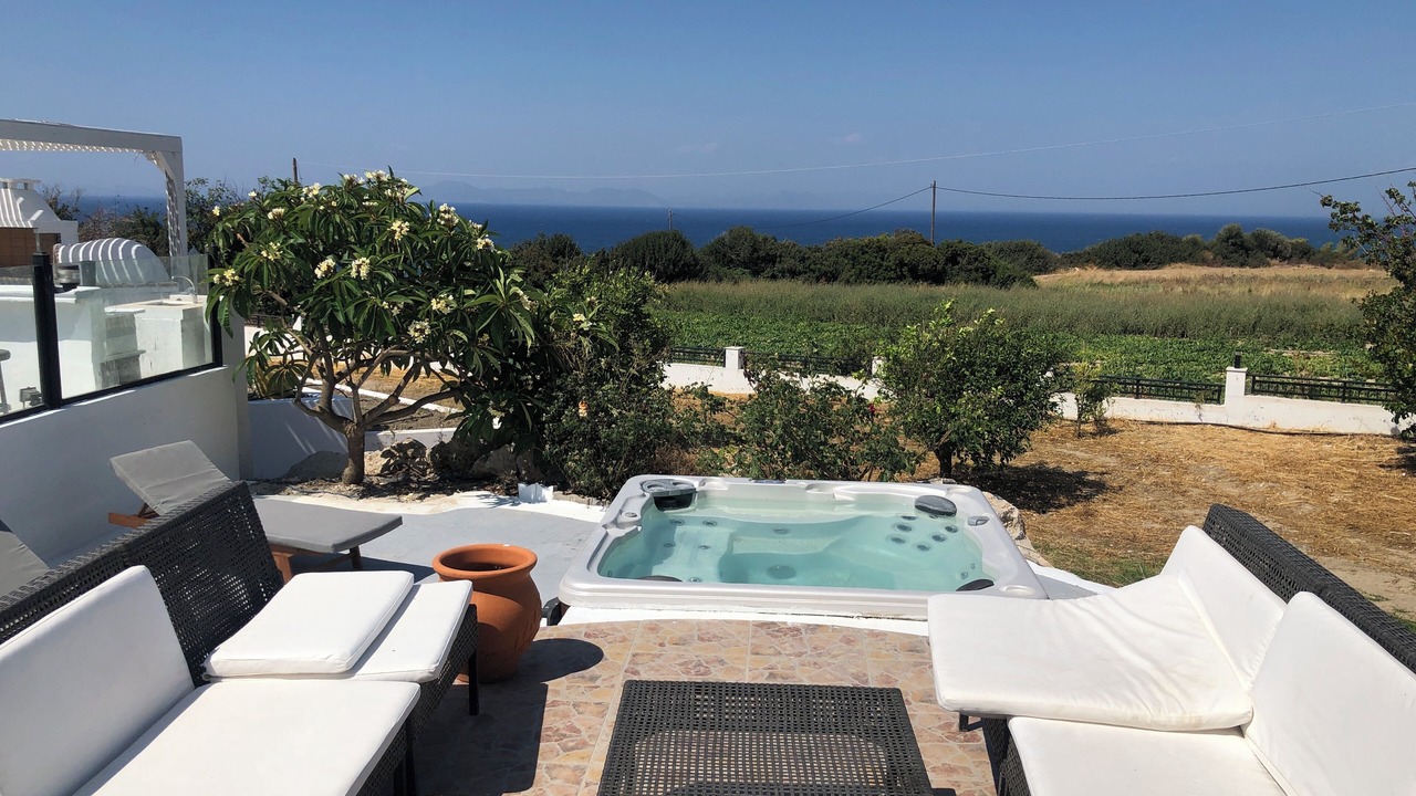 Photo of Patio Balcony in Kalavarda