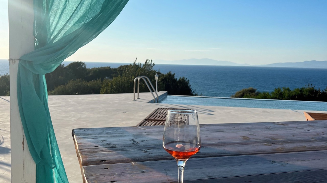 Photo of Patio Balcony in Kalavarda