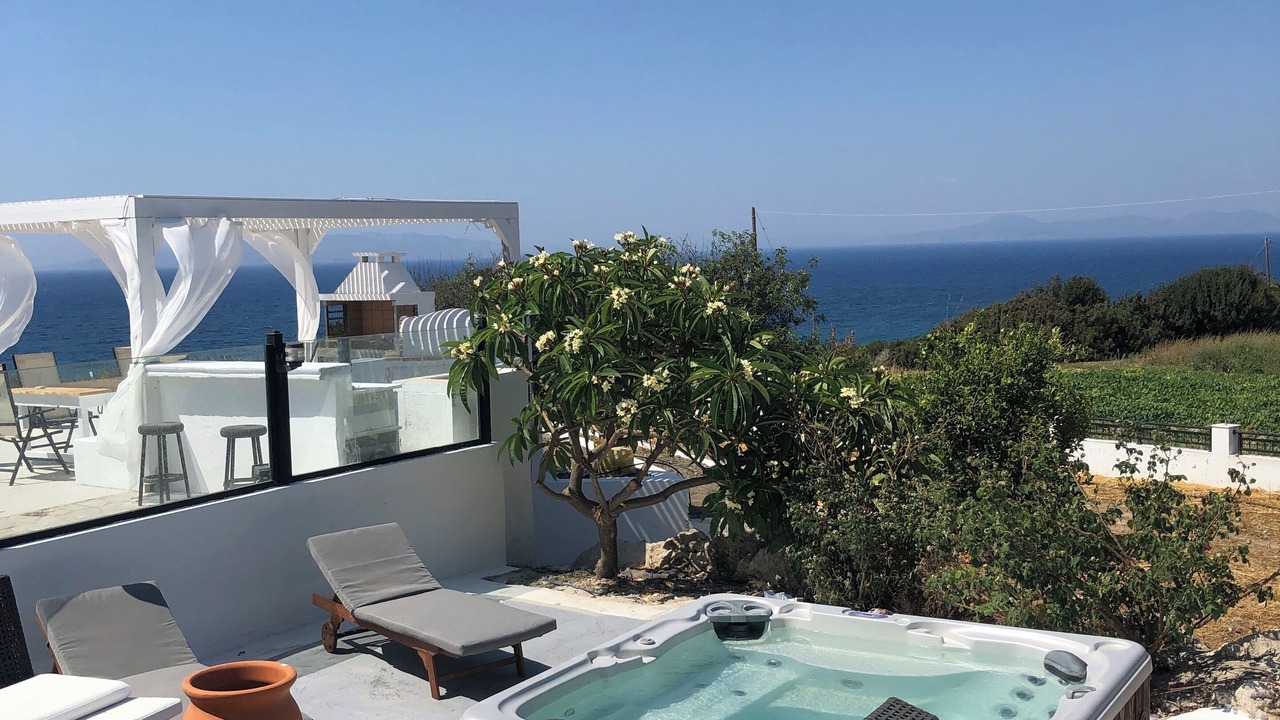 Photo of Patio Balcony in Kalavarda