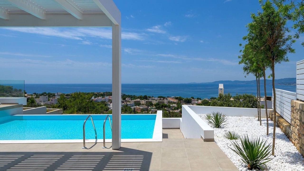 Photo of Others in Pefkos