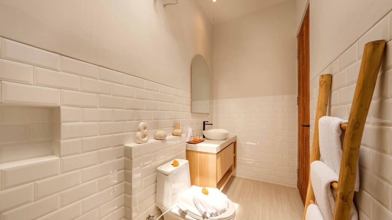 Photo of Bathroom in Singakerta