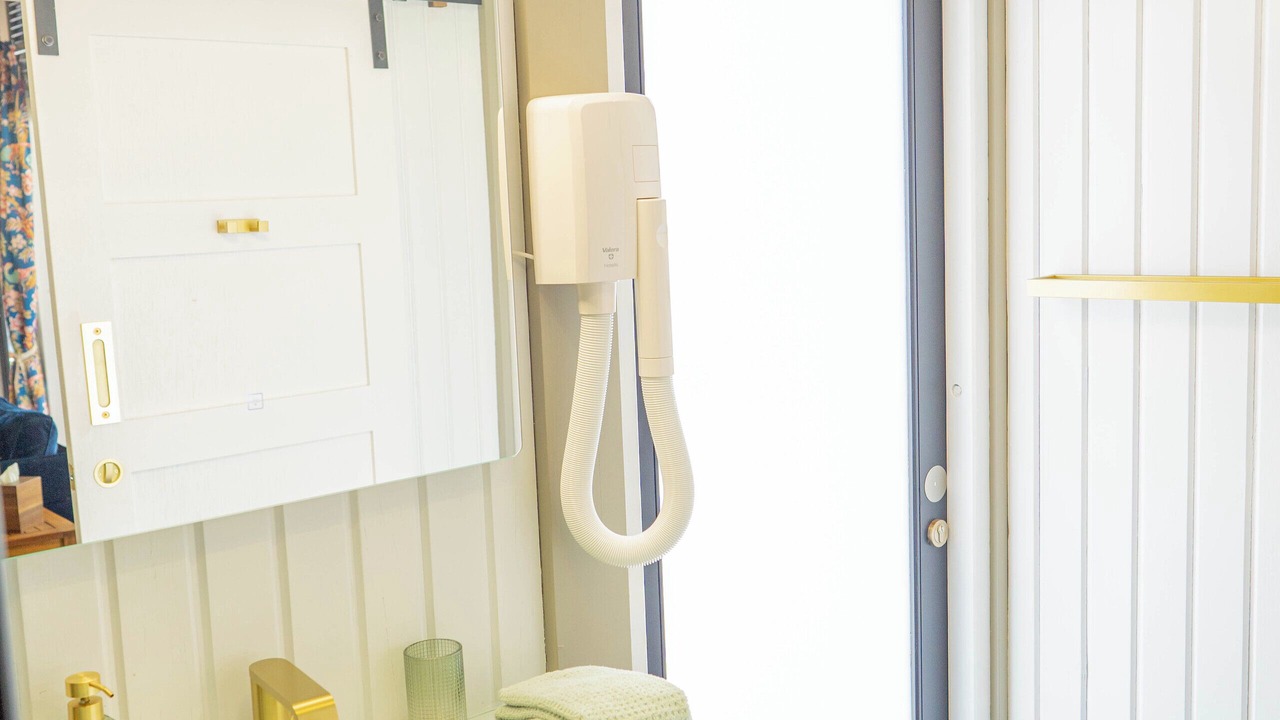Photo of Bathroom in Paea