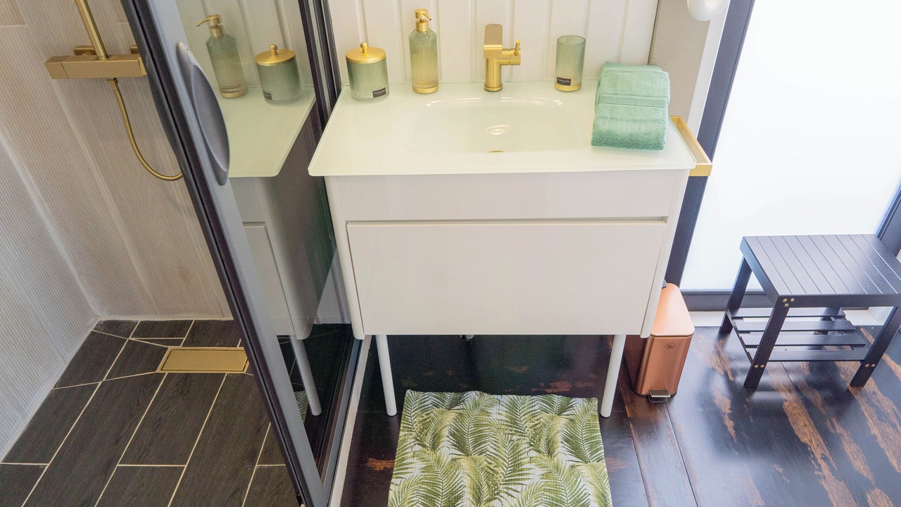 Photo of Bathroom in Paea