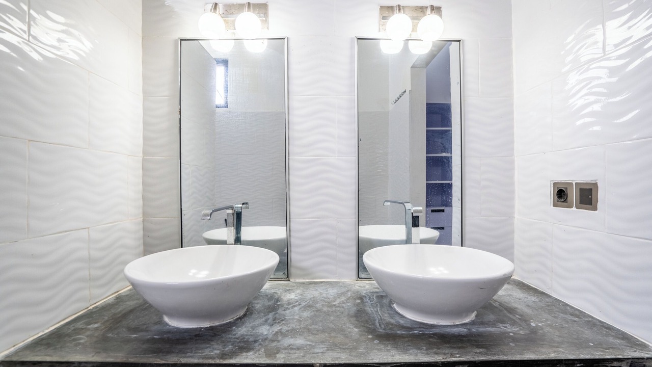 Photo of Bathroom in Dangin Puri Kauh