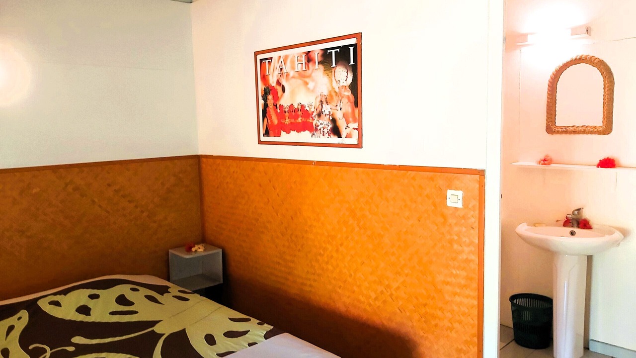 Photo of Bedroom in Huahine