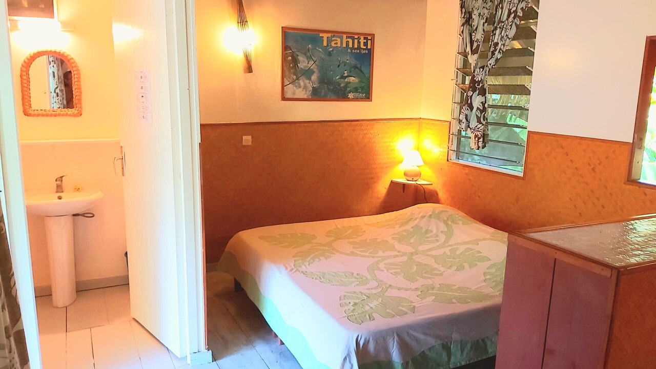 Photo of Bedroom in Huahine