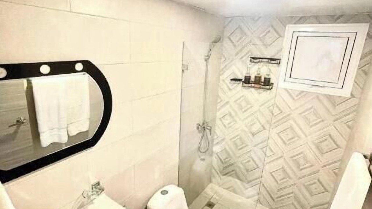 Photo of Bathroom in Veron