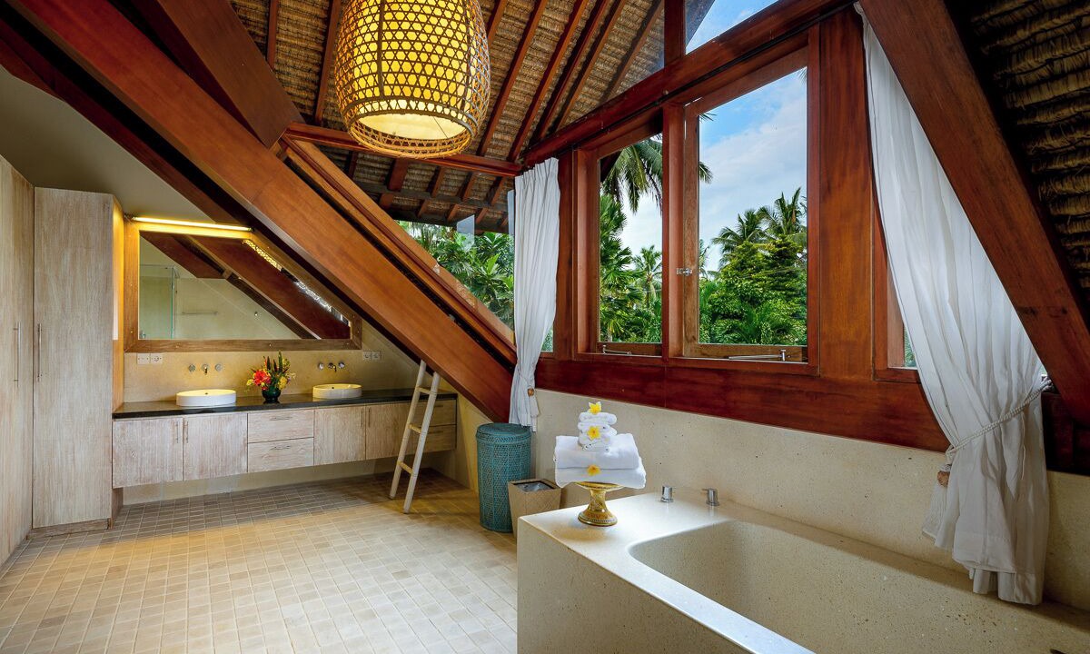 Photo of Bathroom in Suraberata
