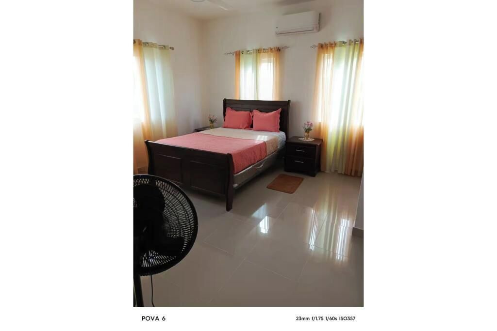 Photo of Bedroom in Veron