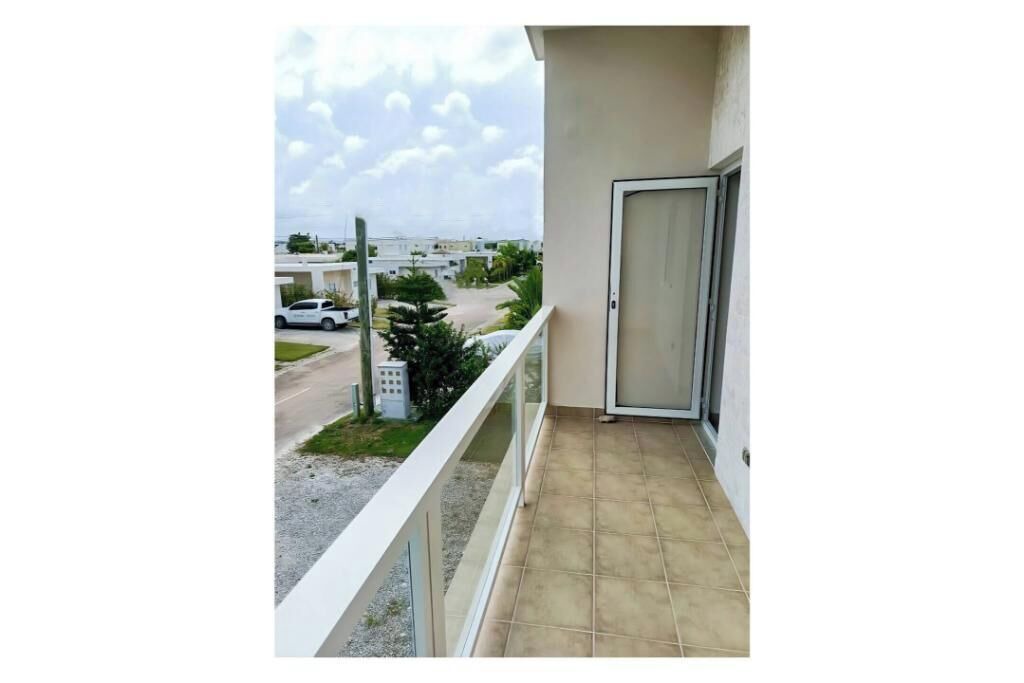 Photo of Outdoor in Veron