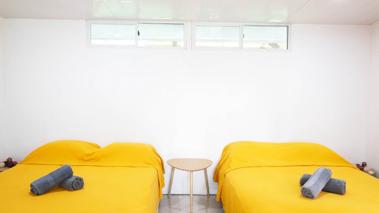 Photo of Bedroom in Teahupo'o