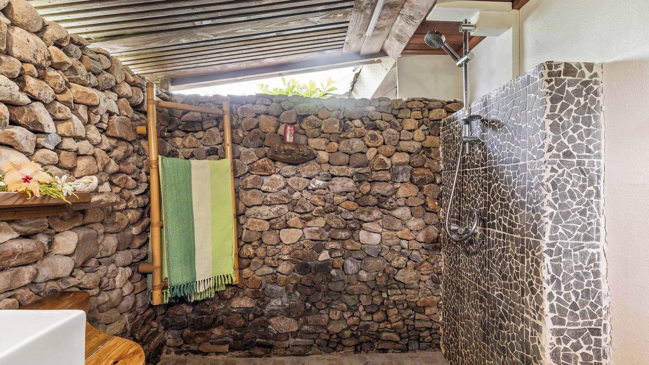 Photo of Bathroom in Teavaro