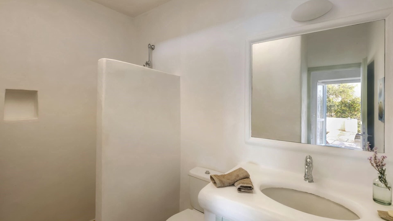 Photo of Bedroom in Paros