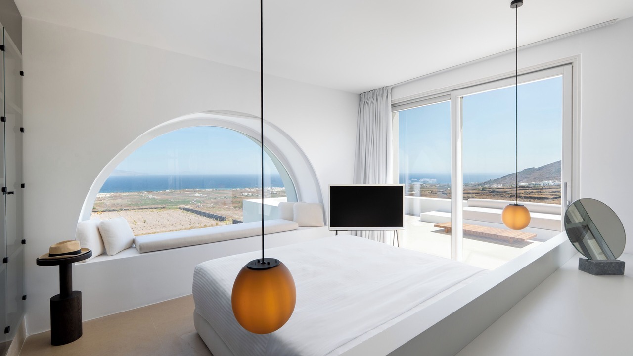 Photo of Bedroom in Oia