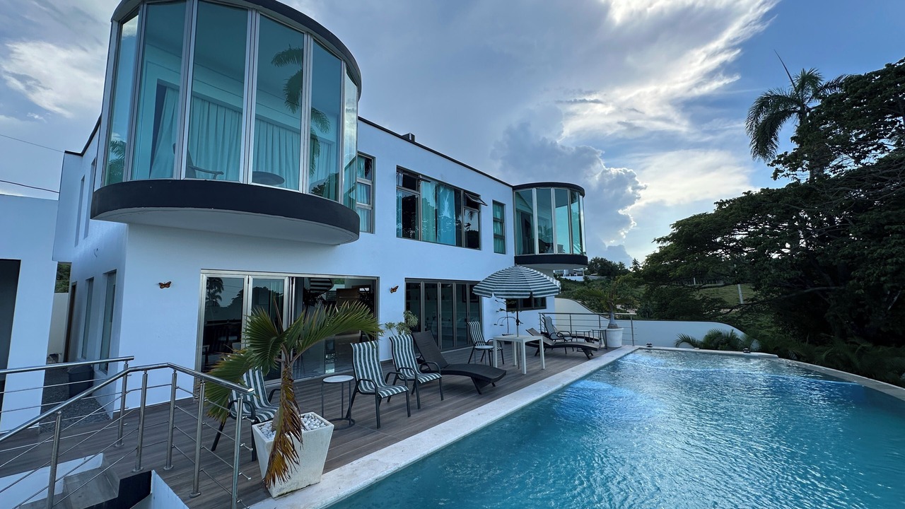 Photo of Outdoor in Cabrera