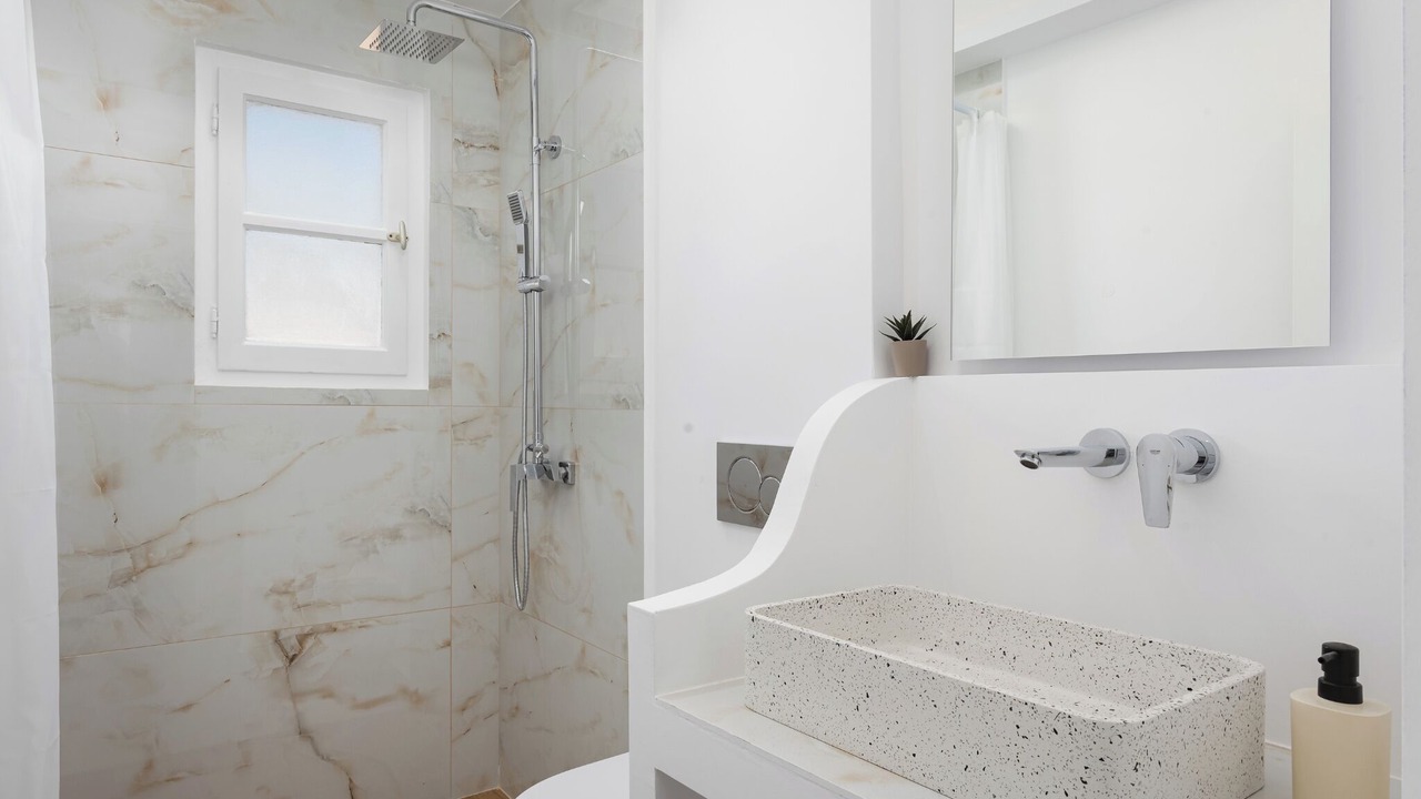 Photo of Bathroom in Naousa