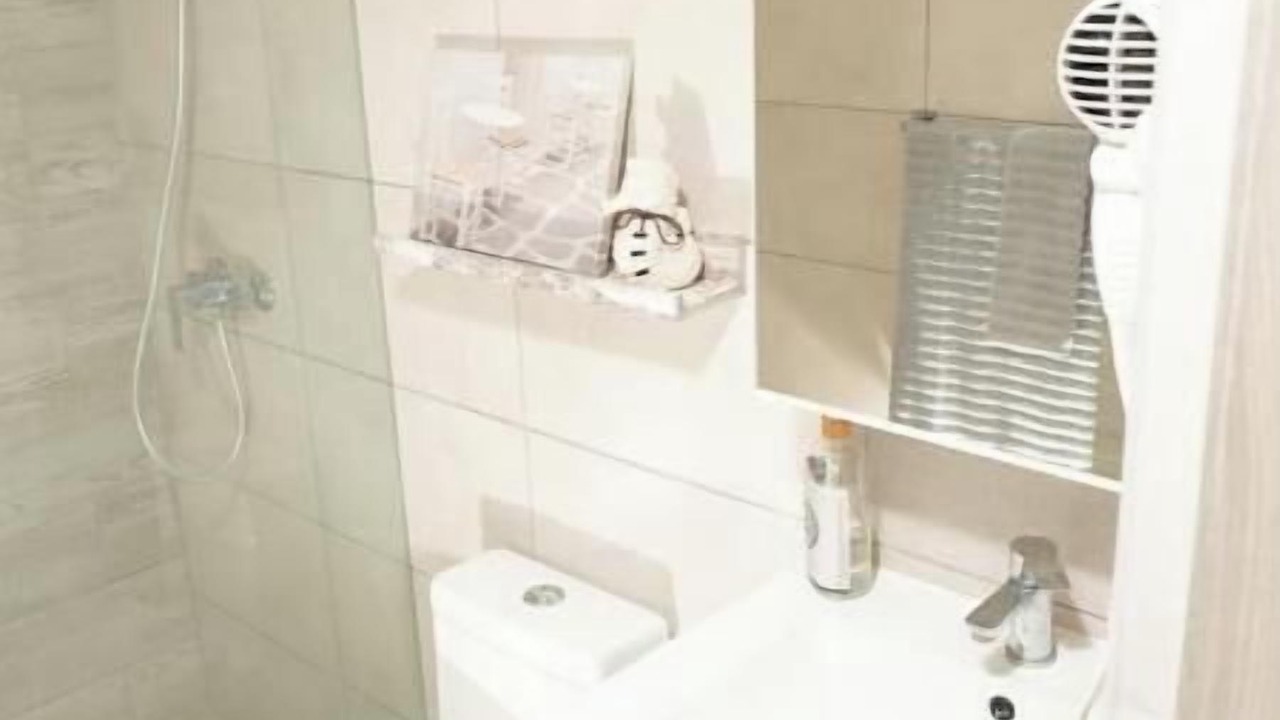 Photo of Bathroom in Veron