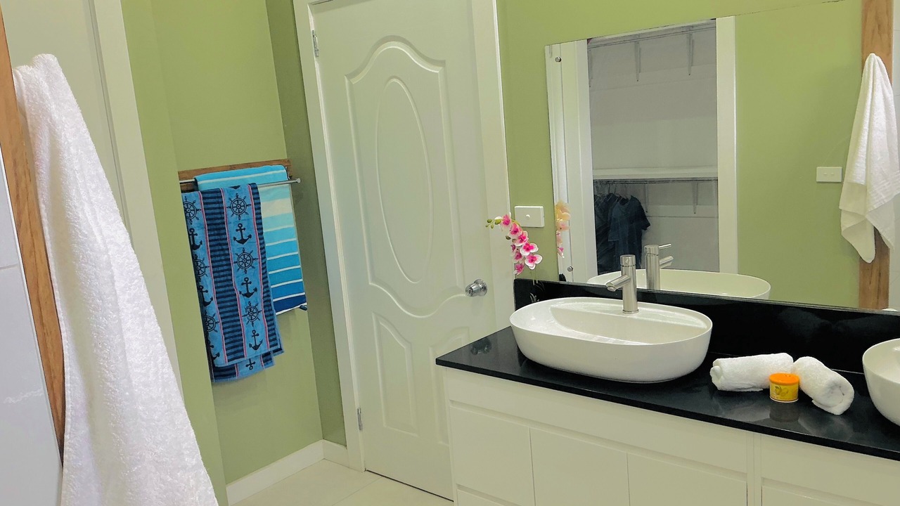 Photo of Bathroom in Pacific Harbour