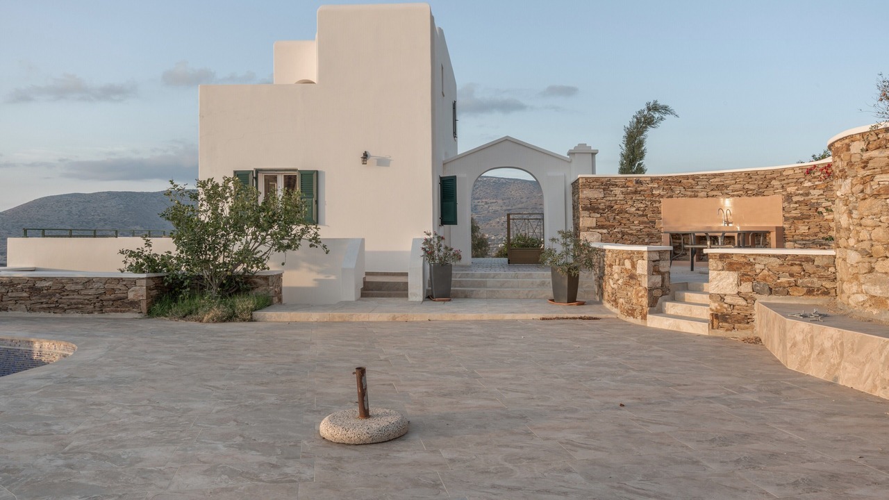Photo of Patio Balcony in Ios