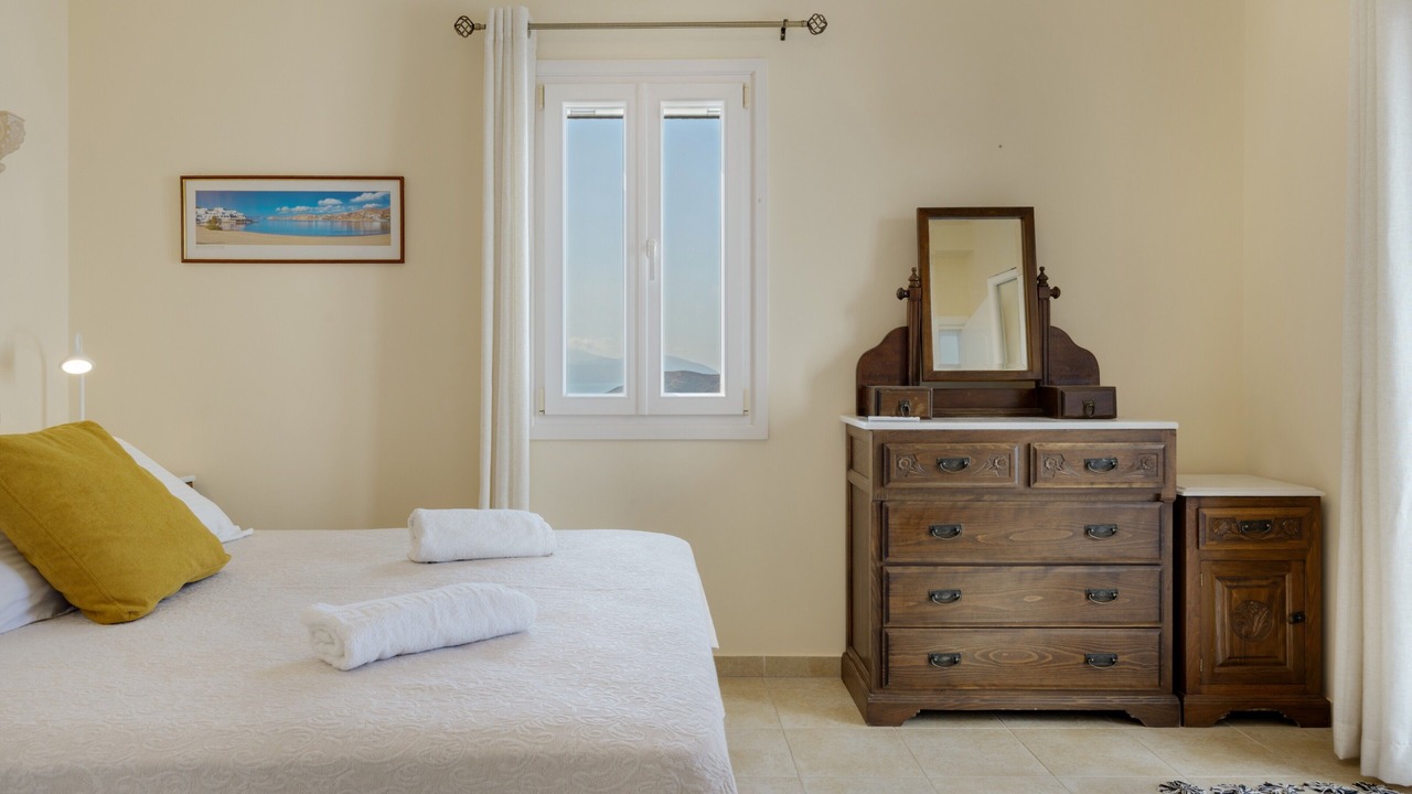 Photo of Bedroom in Ios