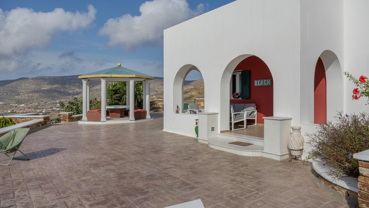 Photo of Patio Balcony in Ios