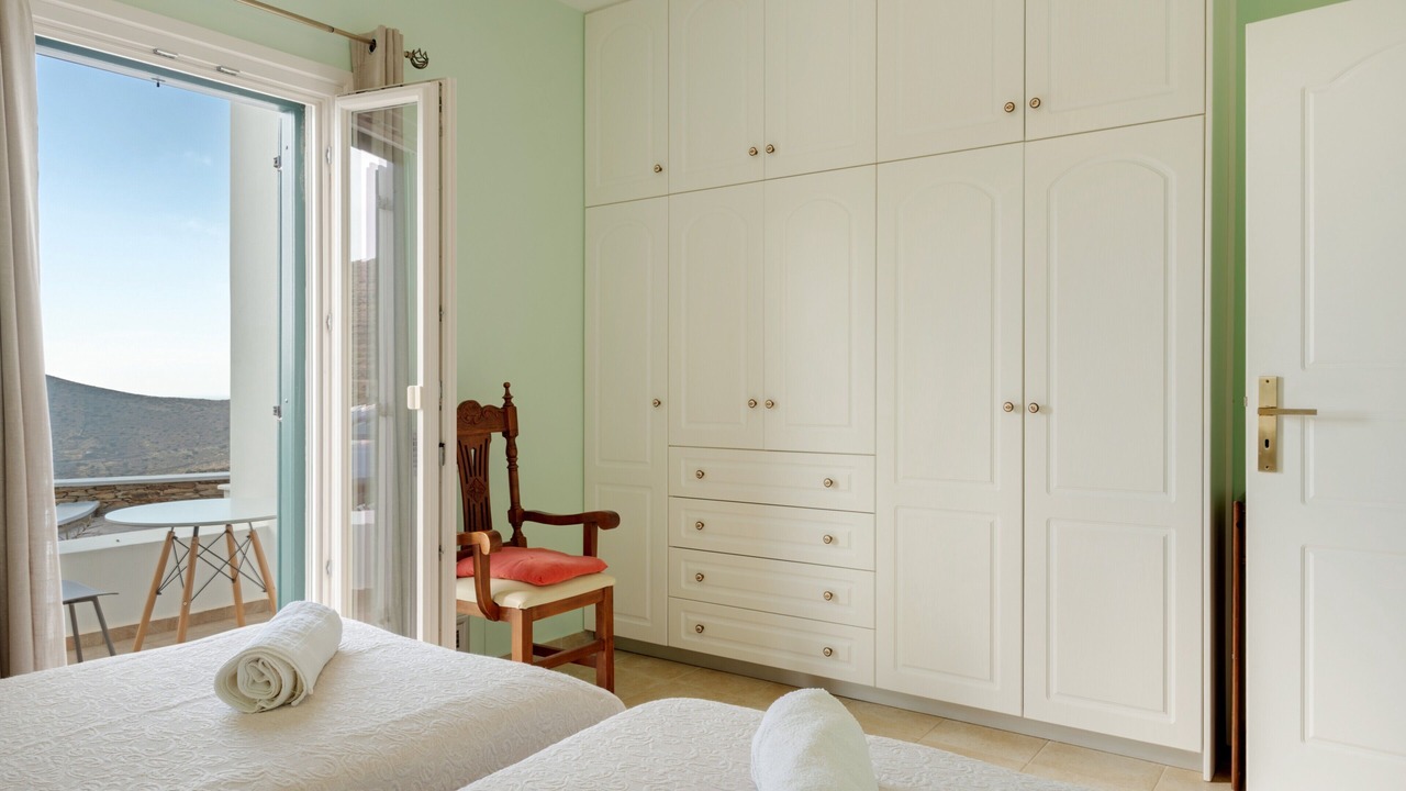 Photo of Bedroom in Ios