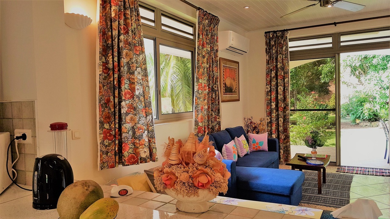 Photo of Livingroom in Huahine