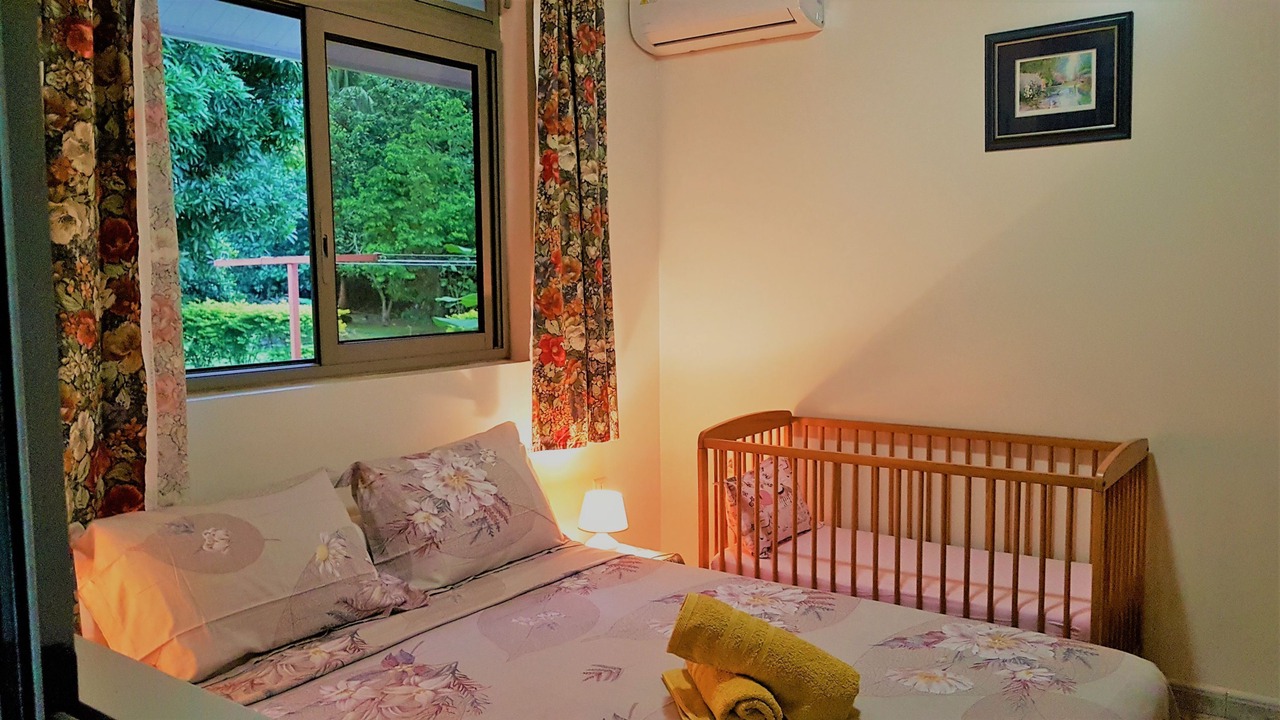 Photo of Bedroom in Huahine