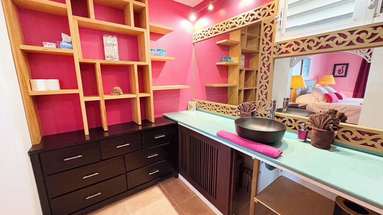 Photo of Bathroom in Papeto'ai