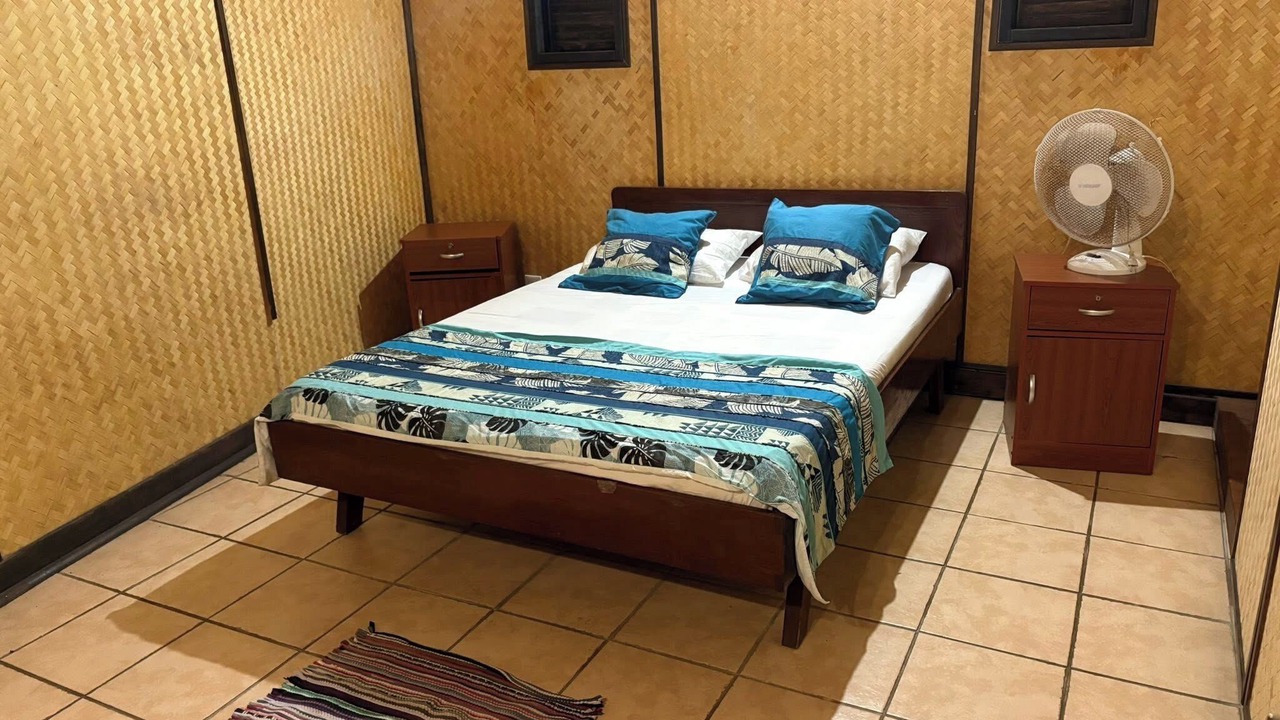 Photo of Bedroom in Cook's Bay