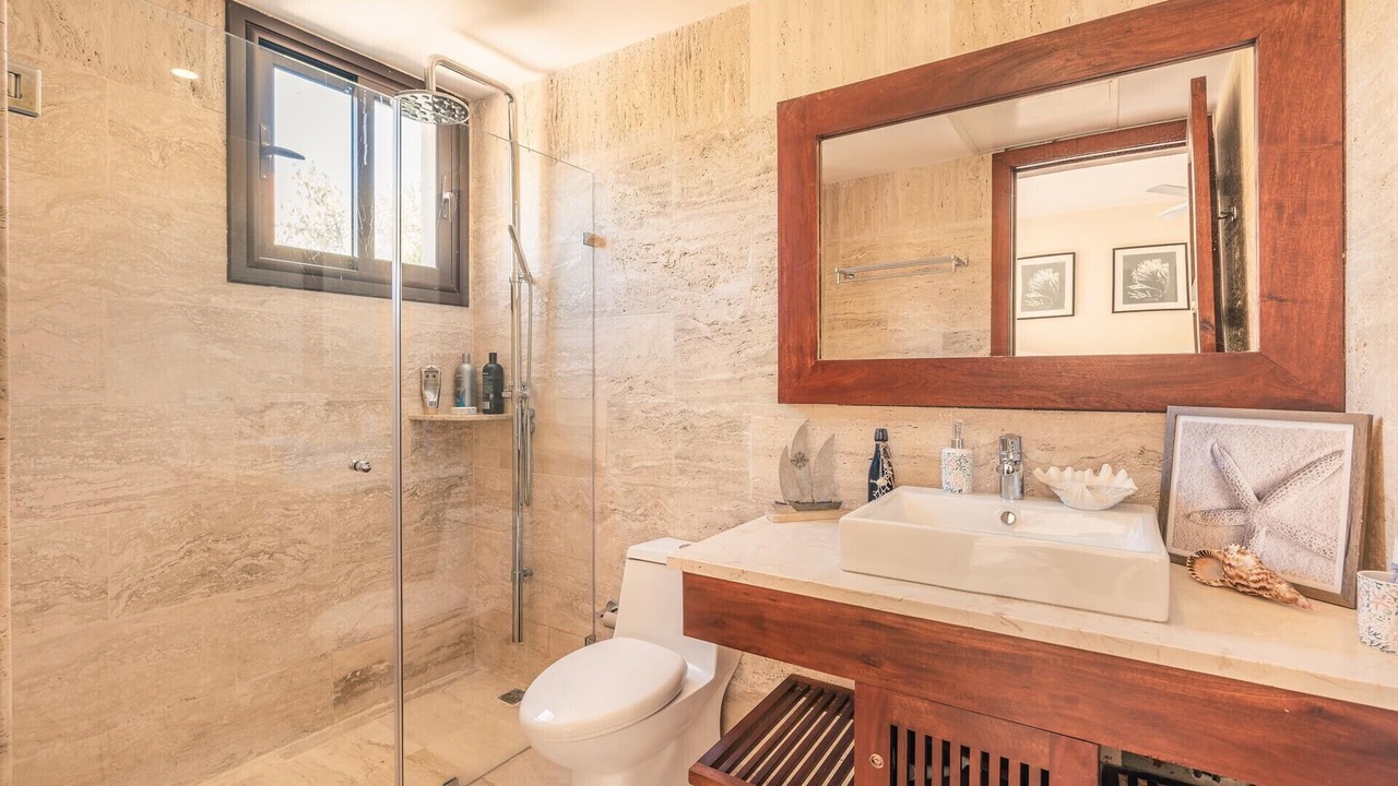 Photo of Bathroom in Portillo