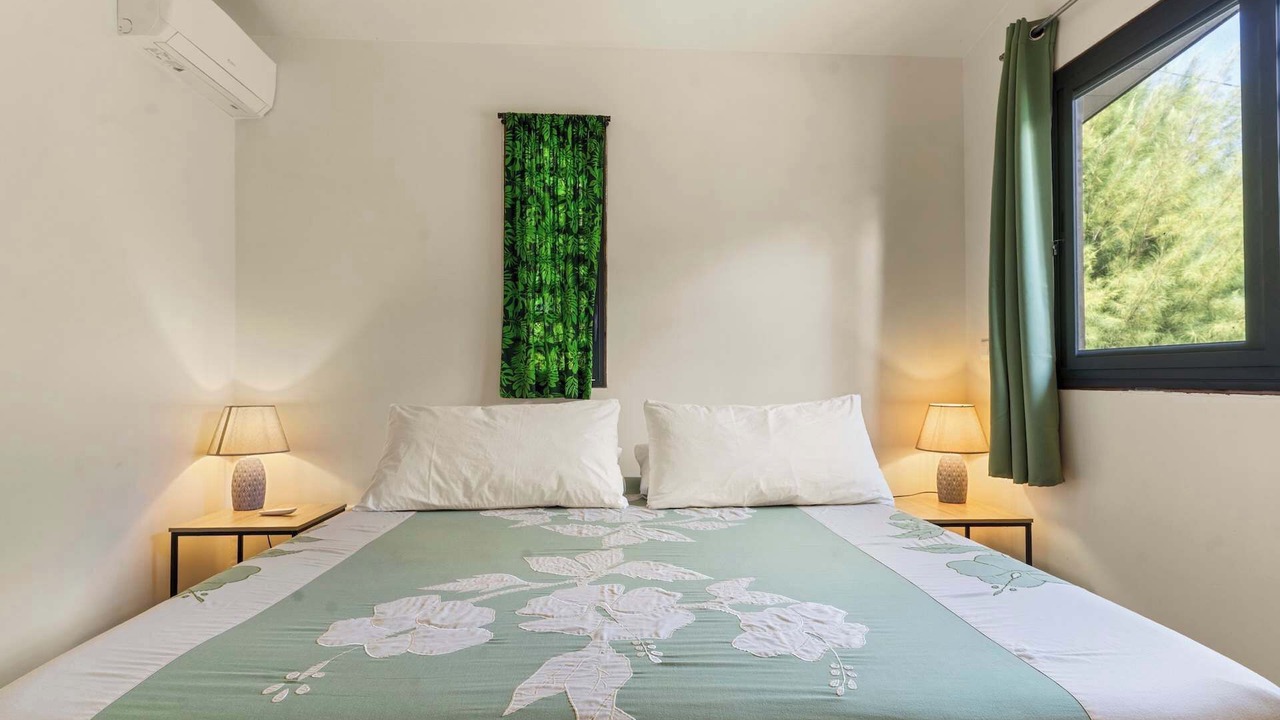 Photo of Bedroom in To'ahotu