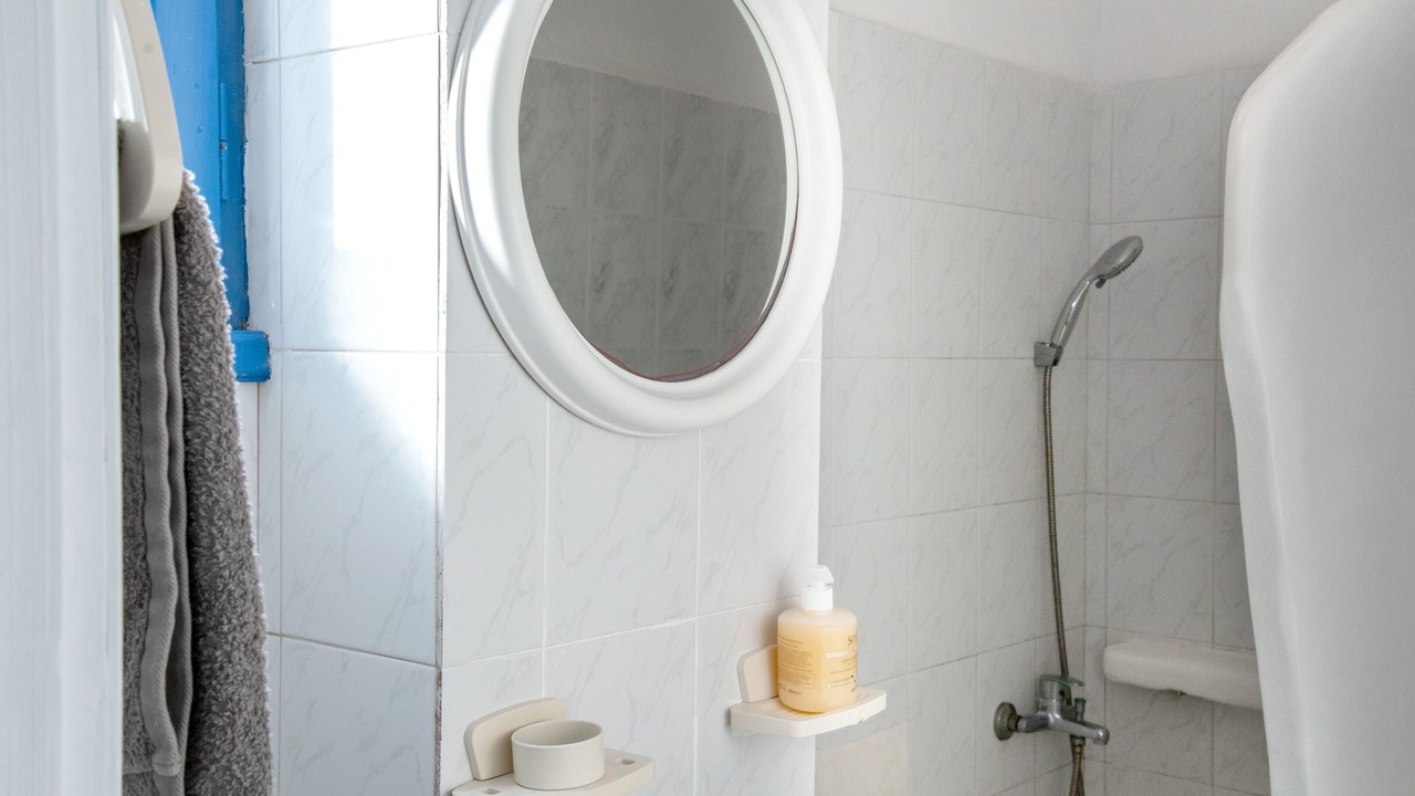 Photo of Bathroom in Perissa