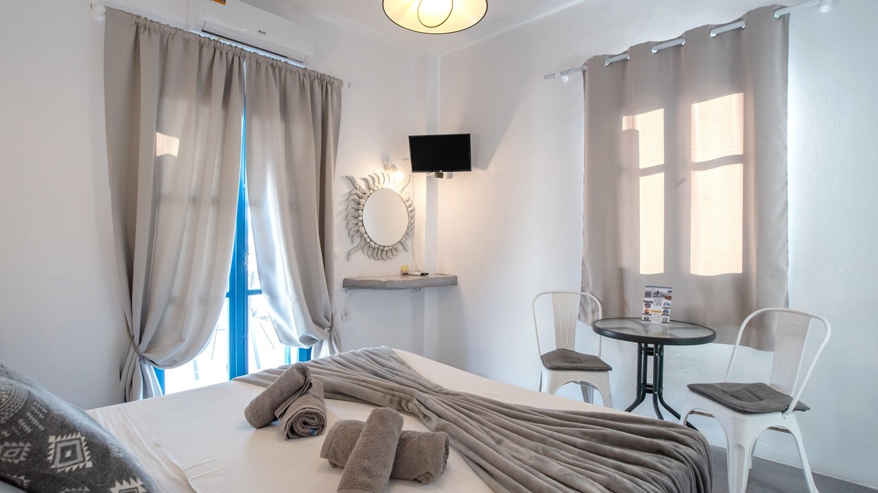 Photo of Bedroom in Perissa