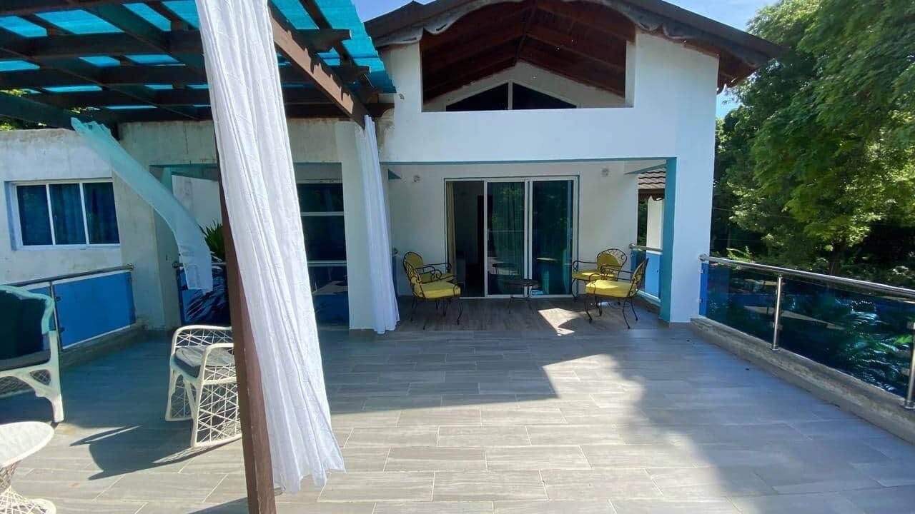 Photo of Patio Balcony in Villa Isabela