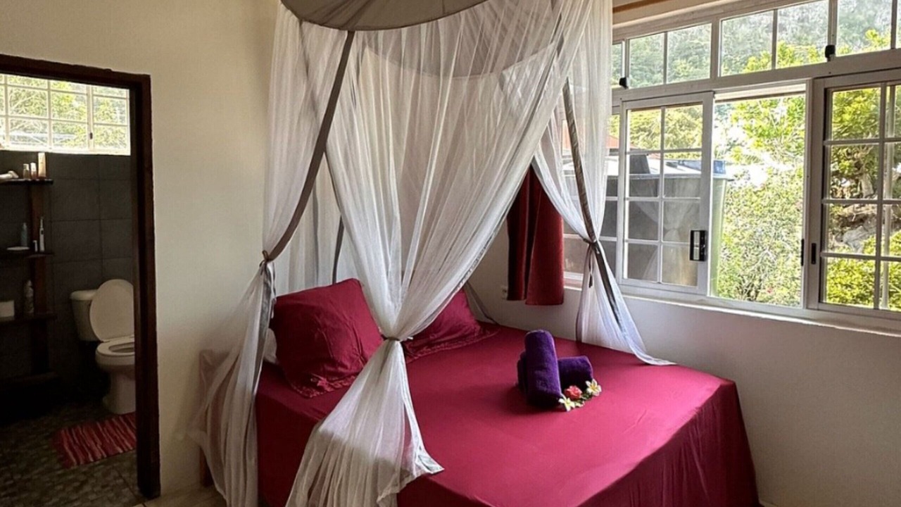 Photo of Bedroom in Te-Fare-Arii