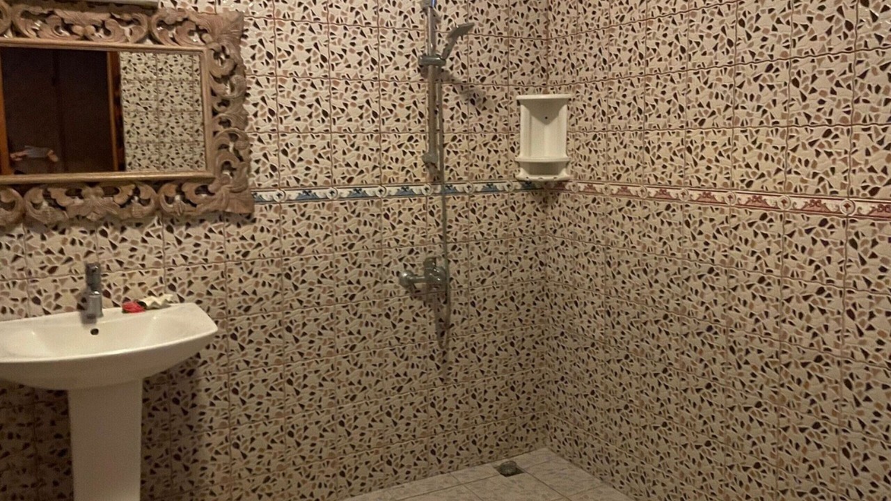 Photo of Bathroom in Te-Fare-Arii