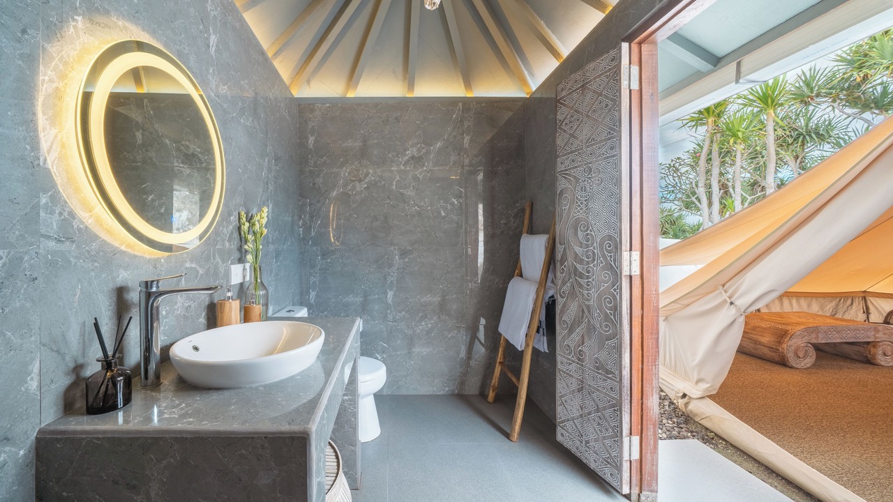 Photo of Bathroom in Mushroom Bay