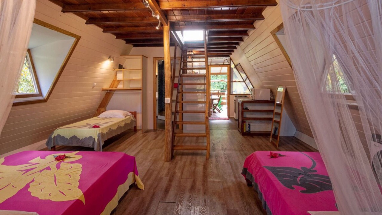 Photo of Bedroom in Teahupoo