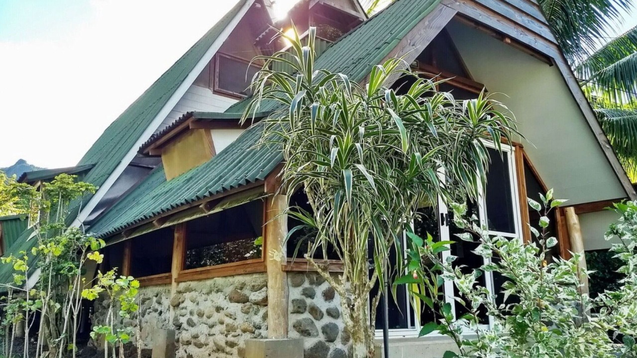 Photo of Outdoor in Teahupoo