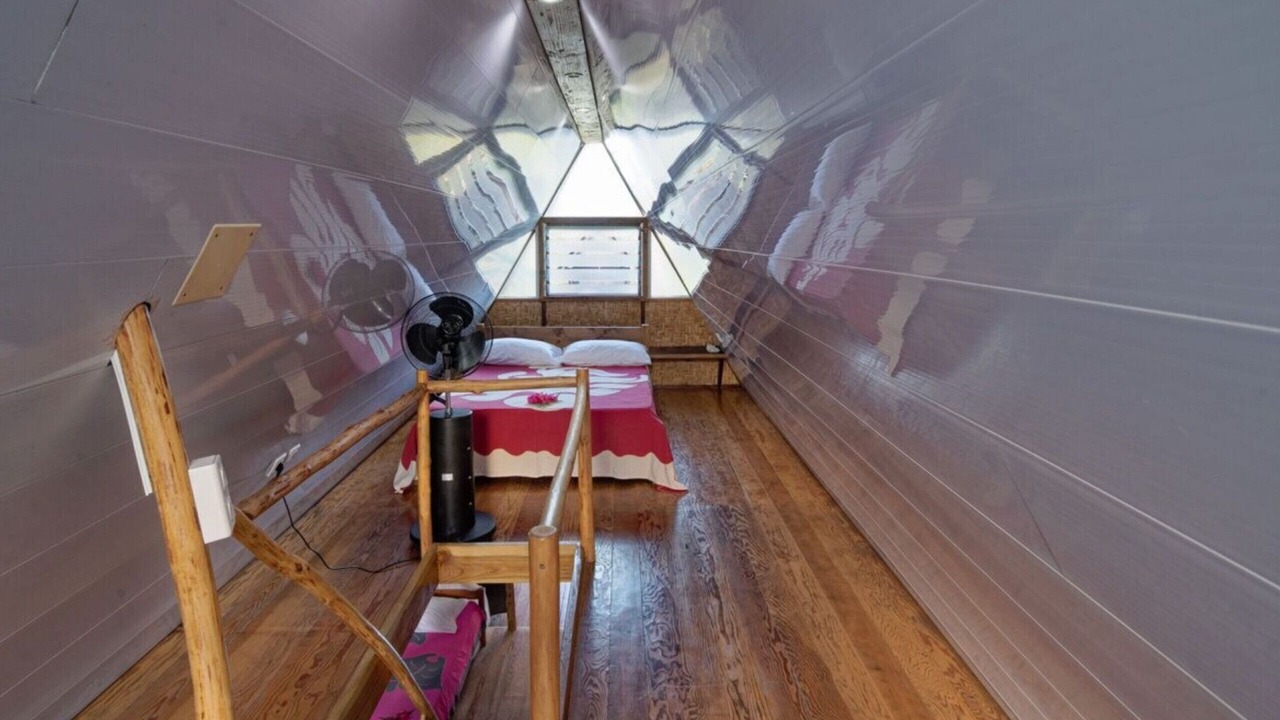 Photo of Bedroom in Teahupoo