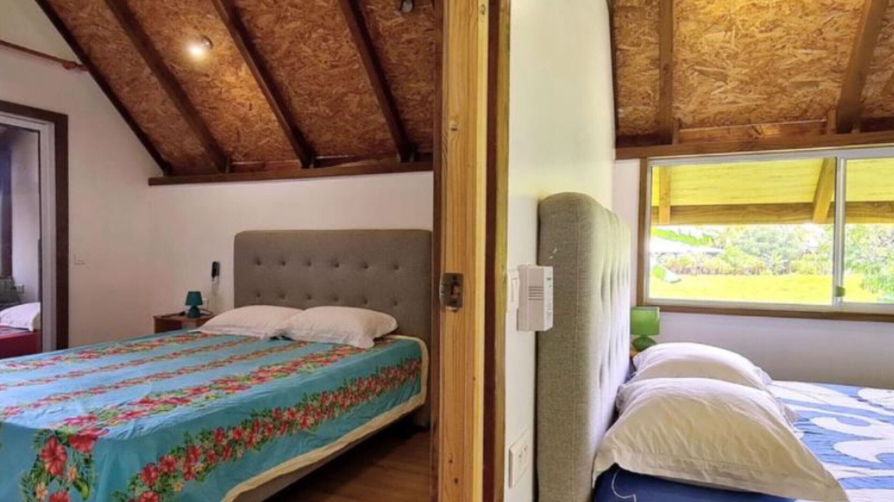 Photo of Bedroom in Teahupoo