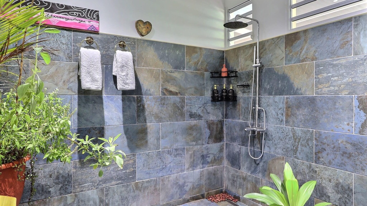 Photo of Bathroom in Papeete