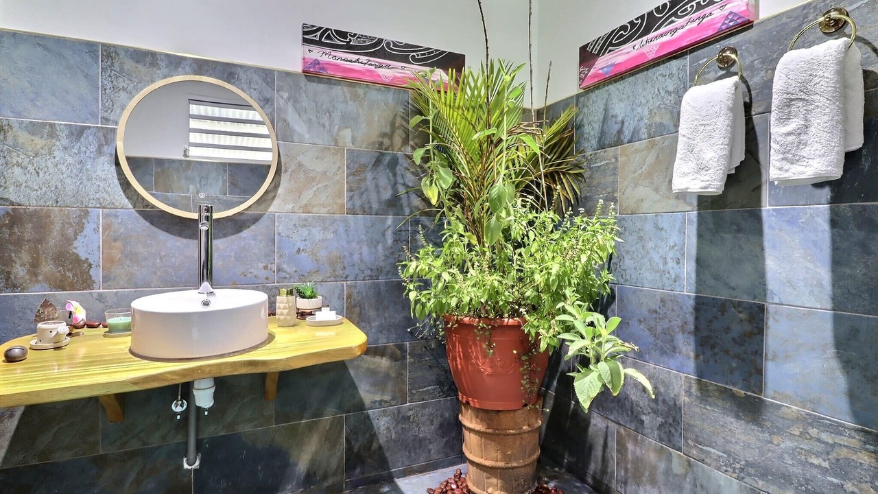 Photo of Bathroom in Papeete