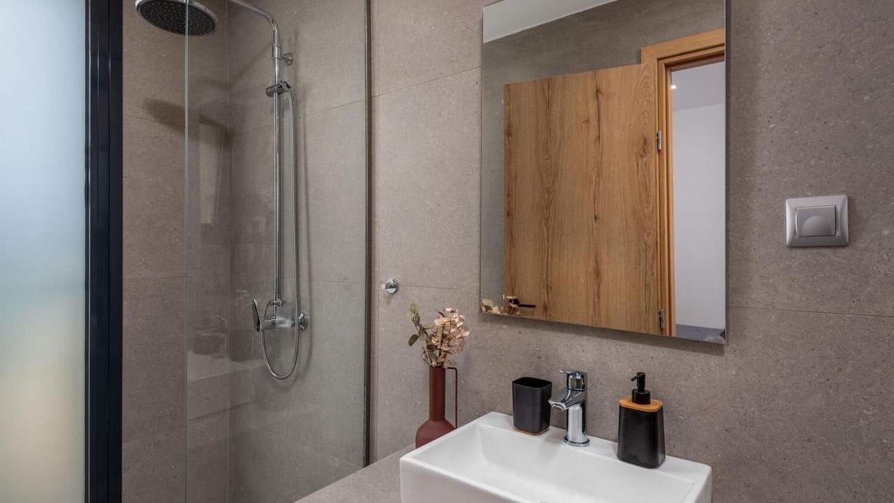 Photo of Bathroom in Petaloudes