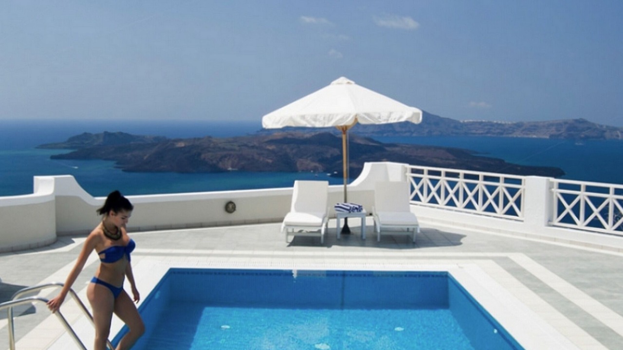Photo of Others in Fira