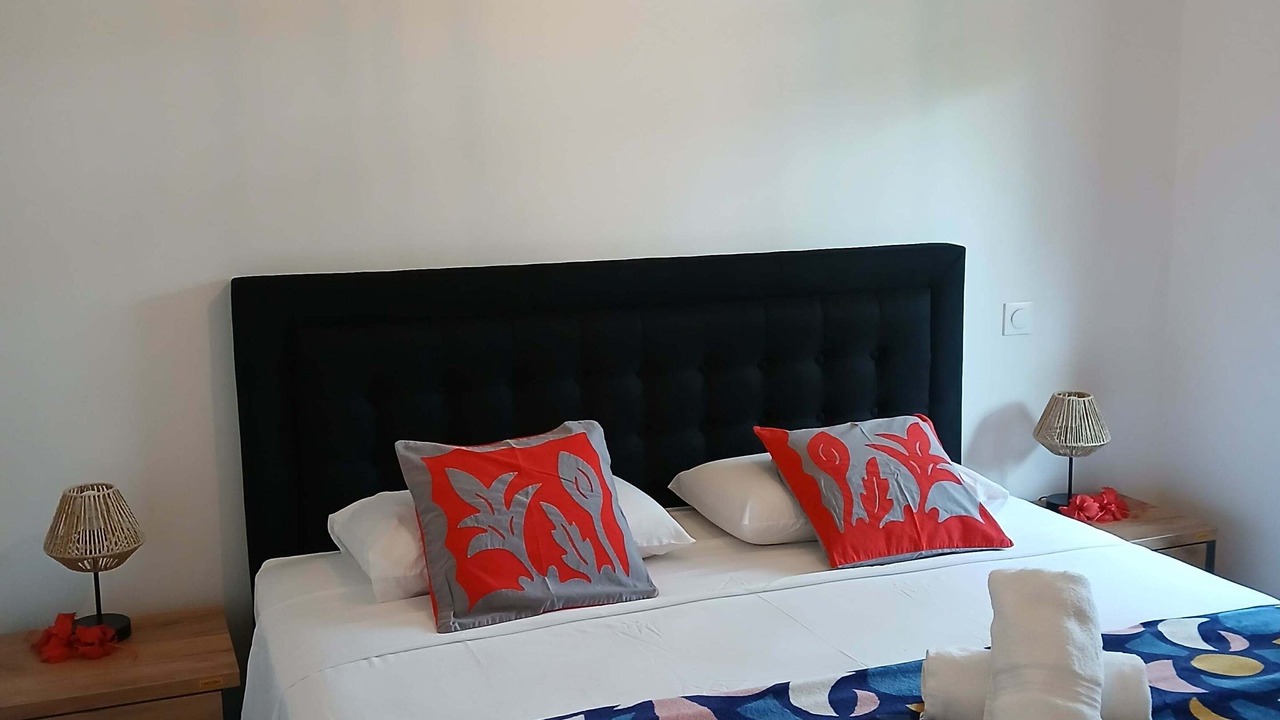 Photo of Bedroom in Faaa