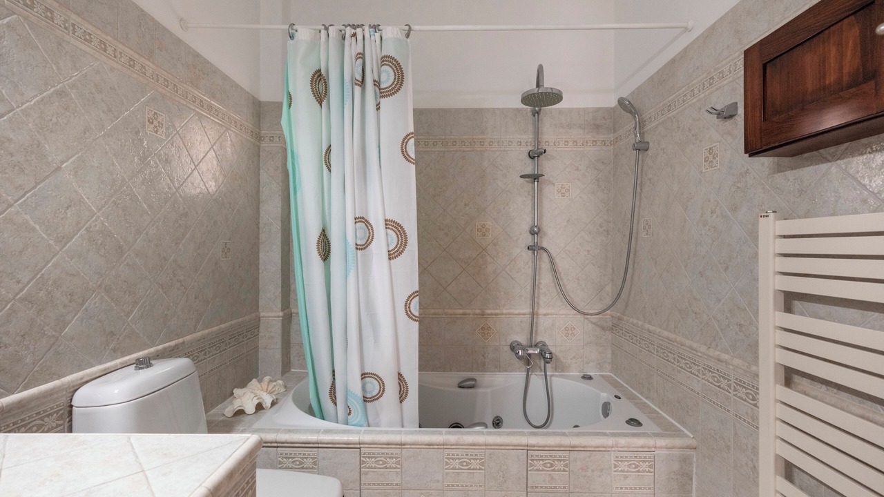 Photo of Bathroom in Pounta